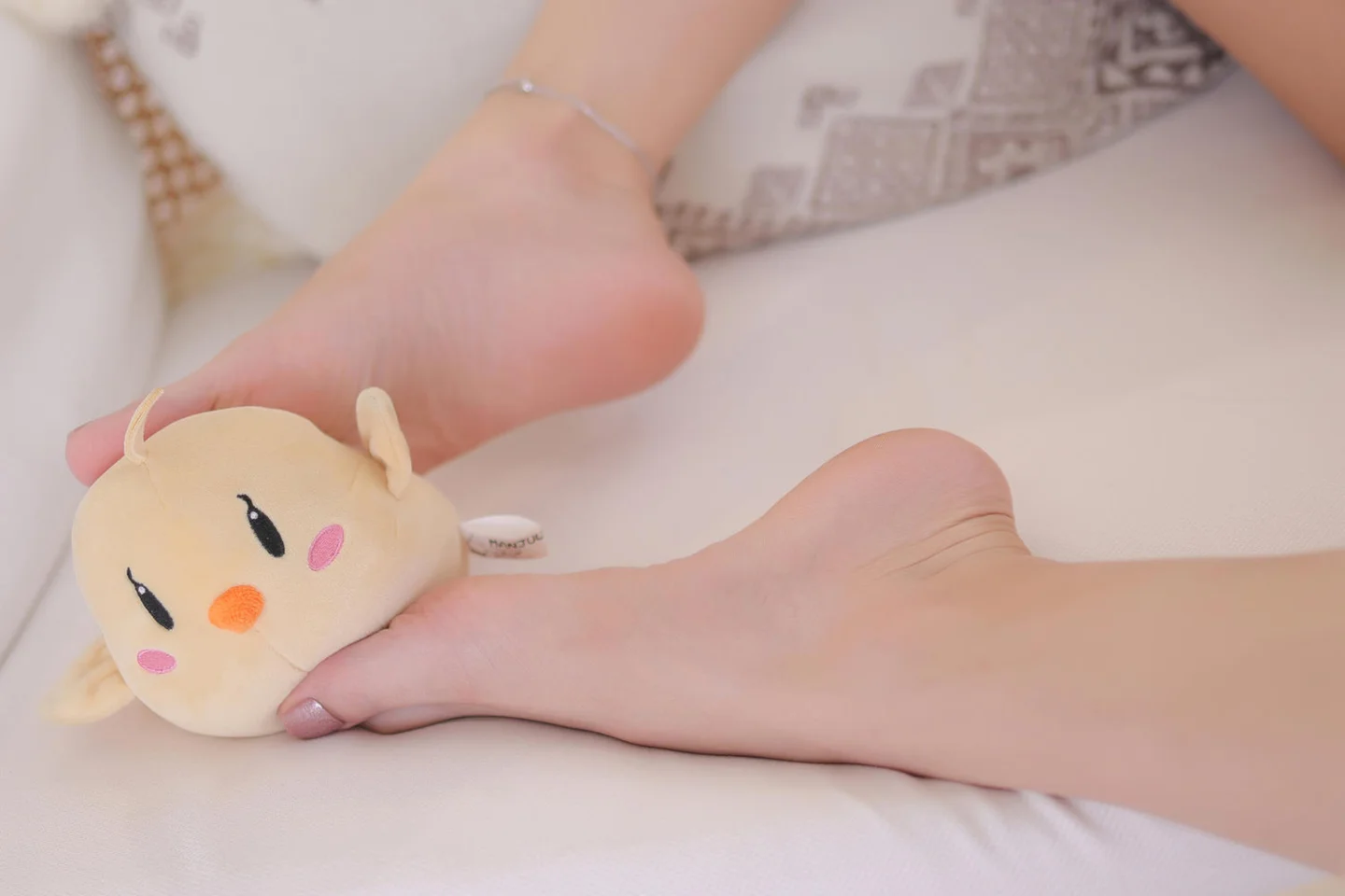 瓦斯塔亚小龙虾_碧蓝航线·大凤泳装_135P_1_19GB tg@simisebaisi %E3%80%90%E4%B8%9D%E8%B6%B3%E9%98%81%E3%80%91043.webp